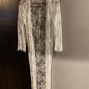 White lace bridal robe